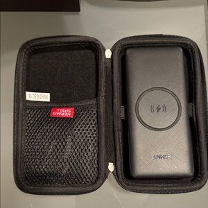 Anker Black Wireless Charging Power Bank with Case